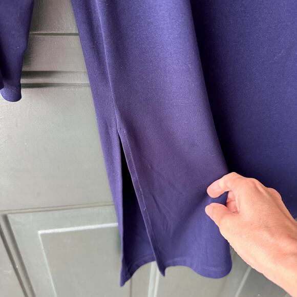 Susan Graver Sz M Liquid Knit Asymmetric Hem Tunic w/ 3/4 Sleeves QVC Classic - Picture 3 of 5